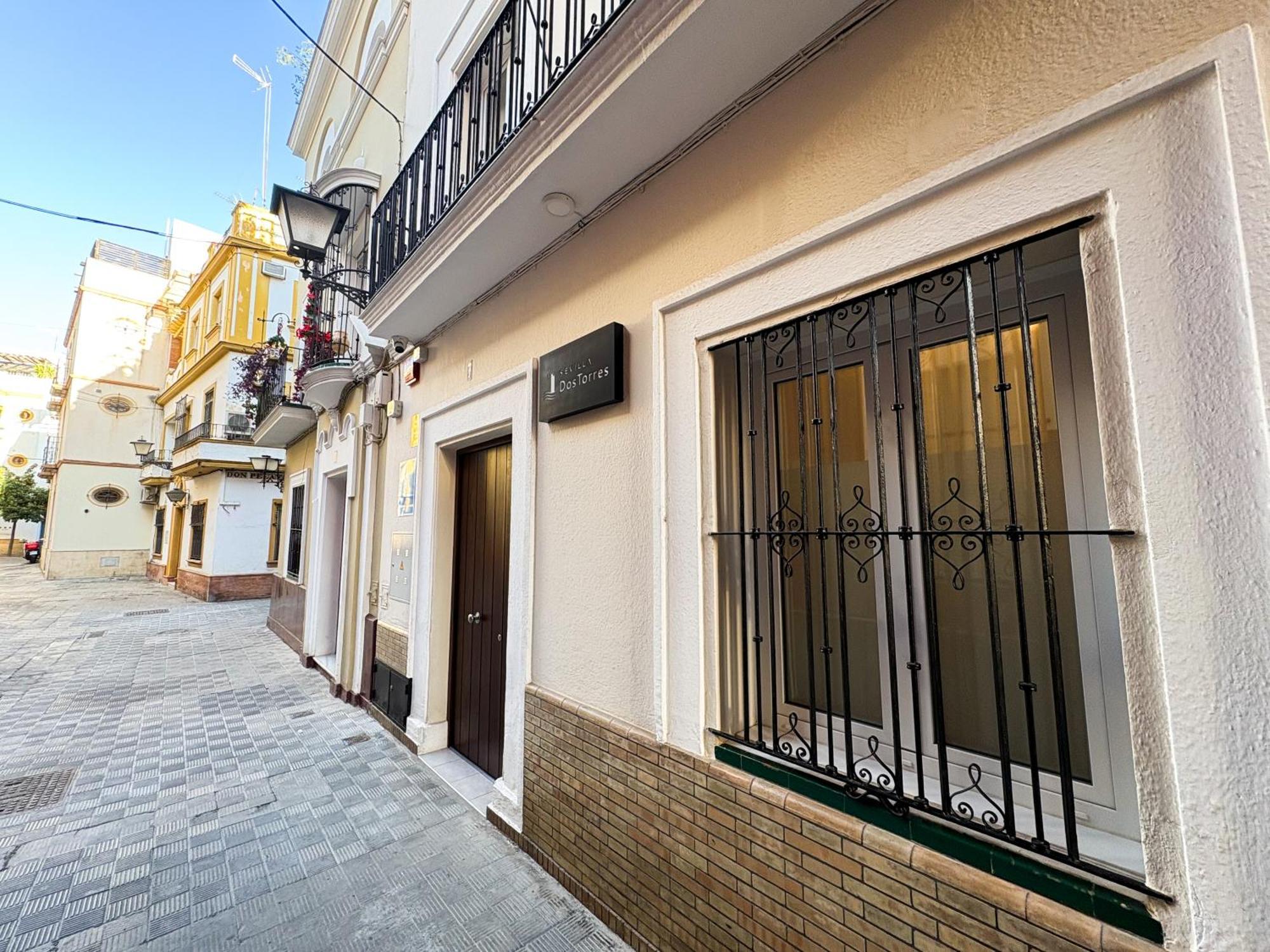 Sevilla Dostorres Екстериор снимка